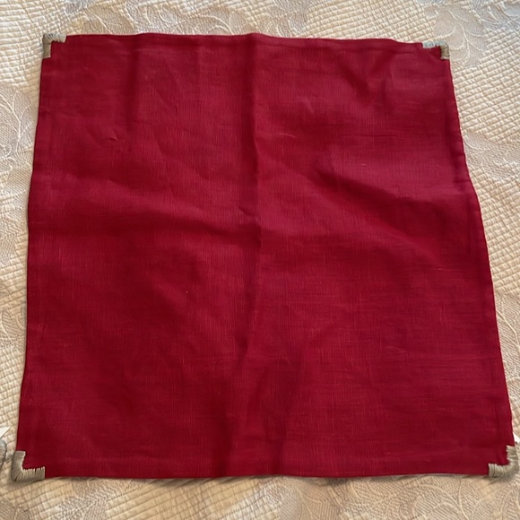 NWT Yves Delorme (Iosis) set of 2 cushion covers 17x17 inch zipper closing - Picture 5 of 11